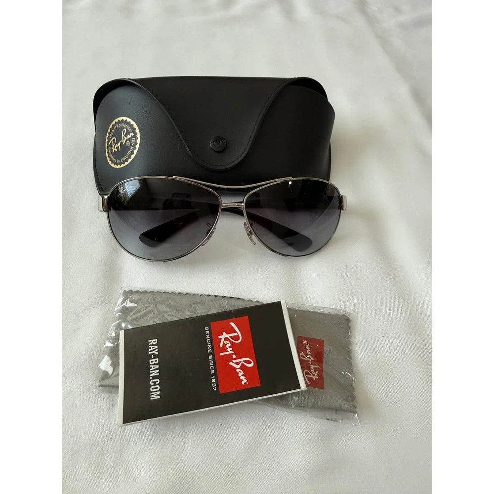 Ray-Ban Active Lifestyle Silver Aviator Sunglasses Grey Gradient RB3386 003/8G